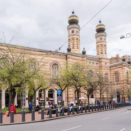 Westend Apartment Budapest Bagian luar foto