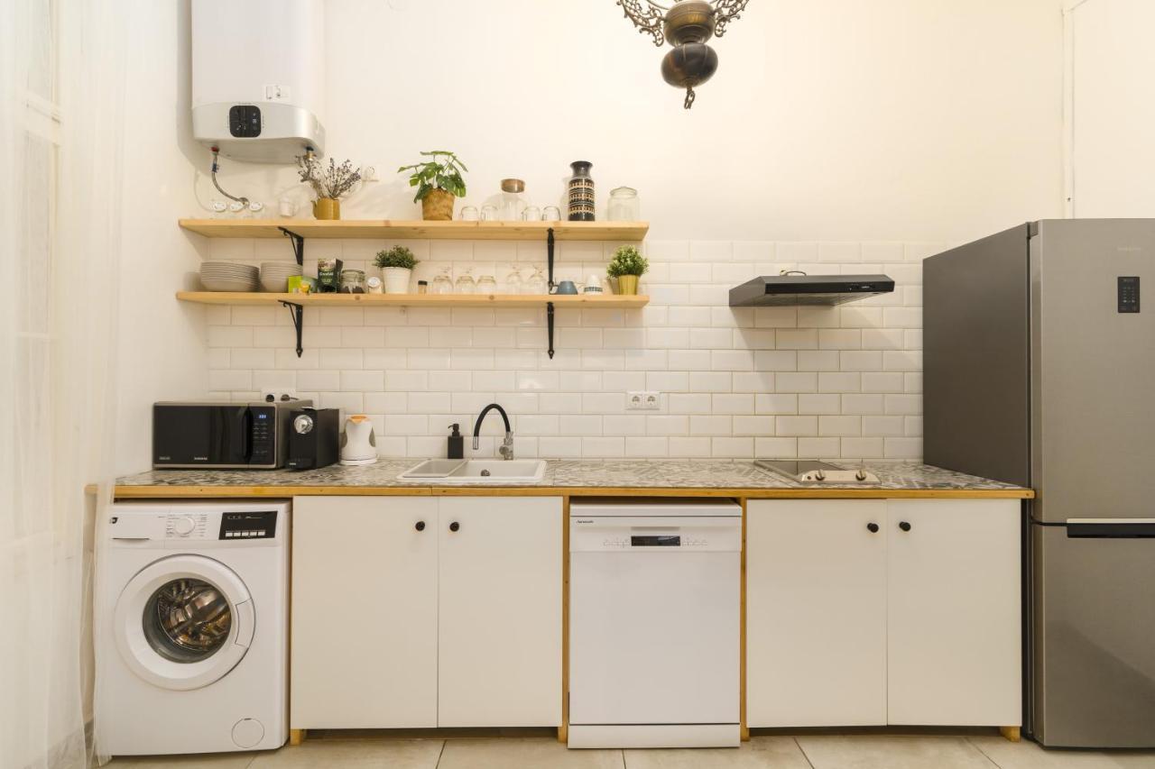 Westend Apartment Budapest Bagian luar foto
