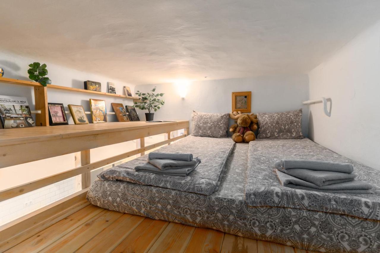 Westend Apartment Budapest Bagian luar foto