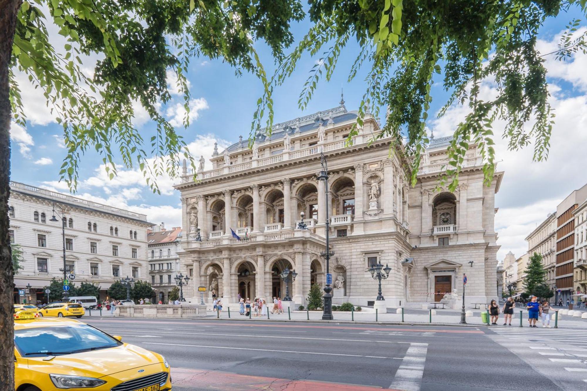 Westend Apartment Budapest Bagian luar foto